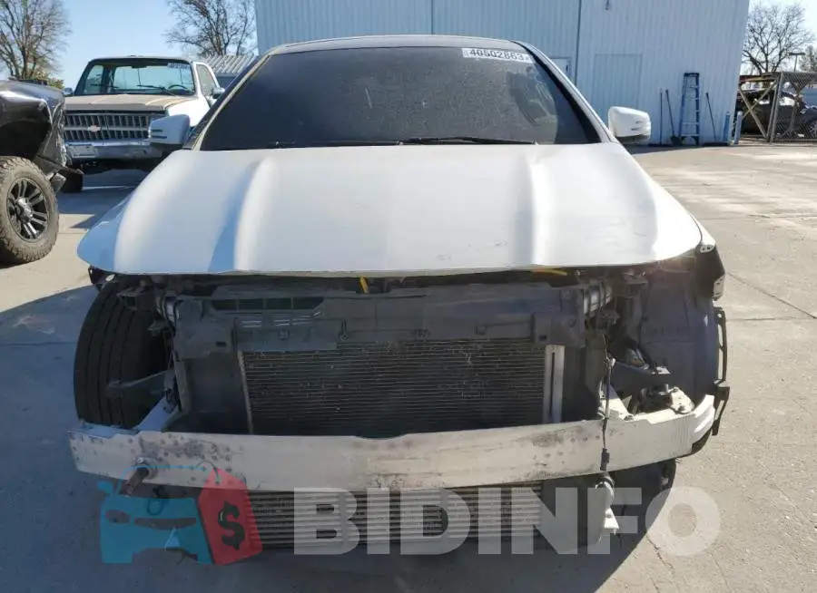 WDDSJ4EB0FN268636 Photo# 5