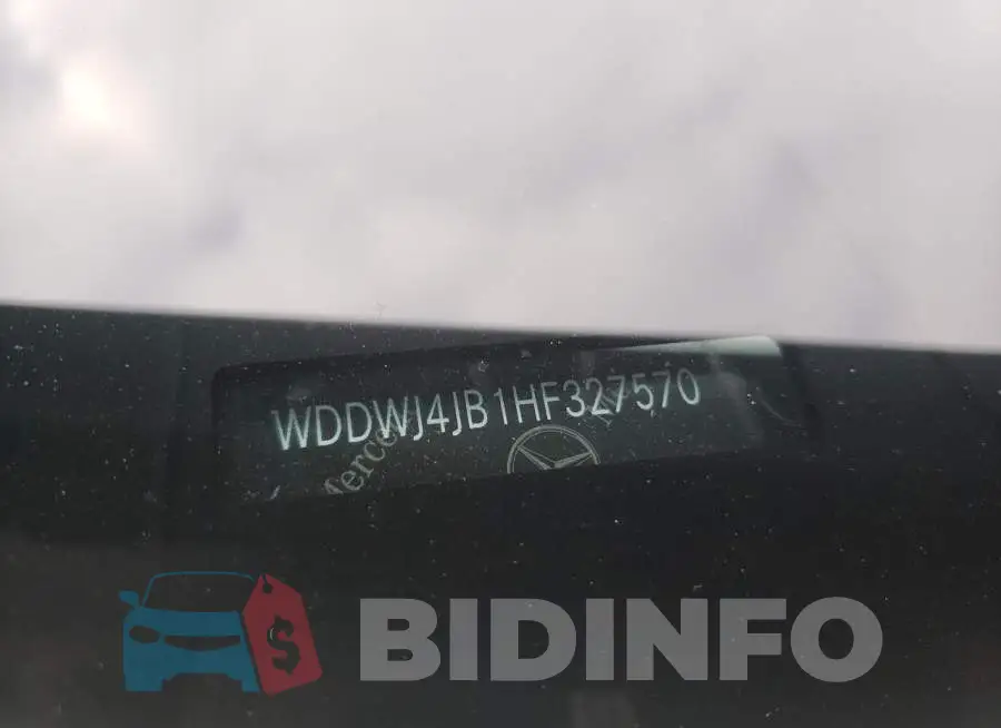 WDDWJ4JB1HF327570 Photo# 12