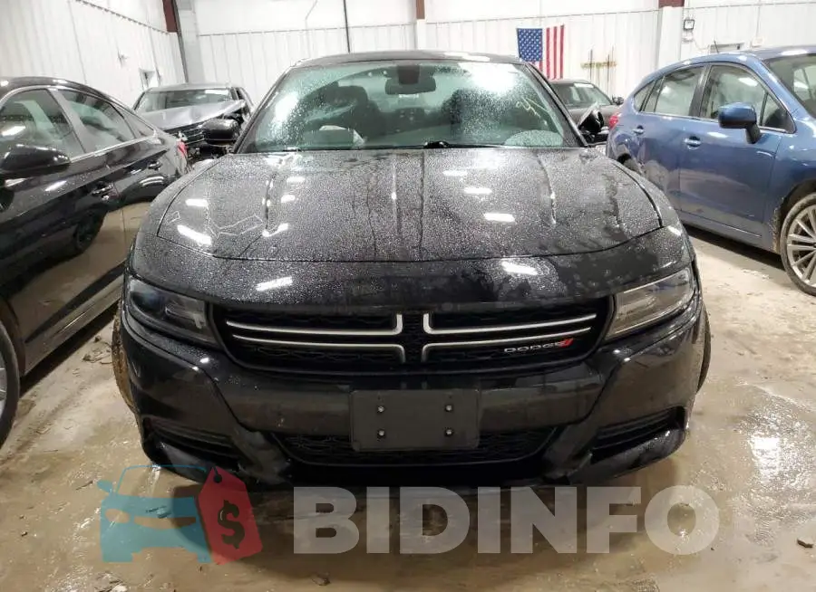 2C3CDXFG1FH881377 Photo# 5