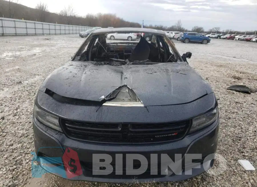 2C3CDXHG8JH129018 Photo# 5