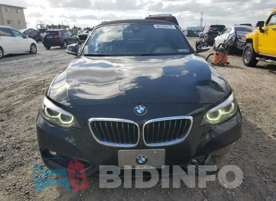 WBA2K1C53KVD42077 Photo# 5