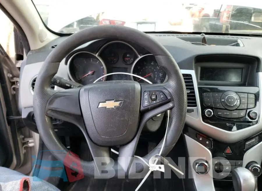 1G1PA5SH9E7232874 Photo# 8