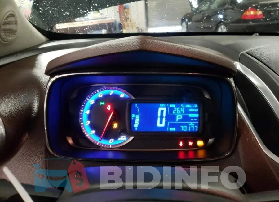 KL7CJTSB2FB075898 Photo# 9