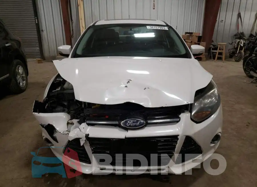 1FADP3J26EL182989 Photo# 5