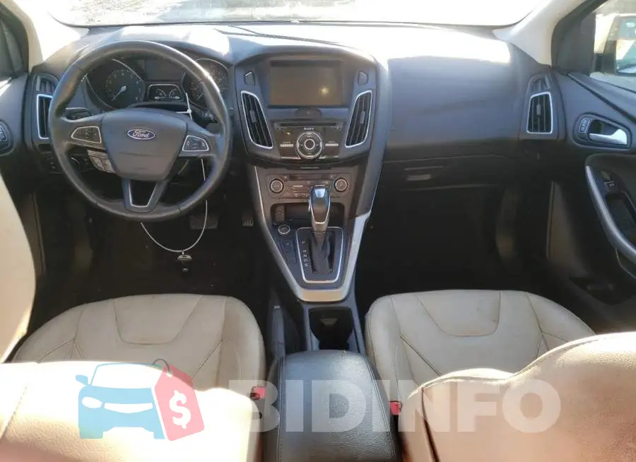 1FADP3J2XGL314042 Photo# 8