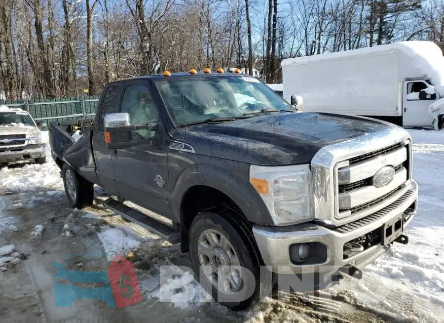 1FT8X3BT5FEC85703 Photo# 4
