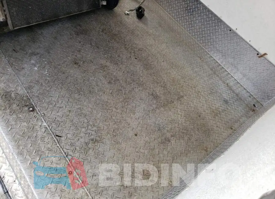 1FTBW2CV3HKB31434 Photo# 10