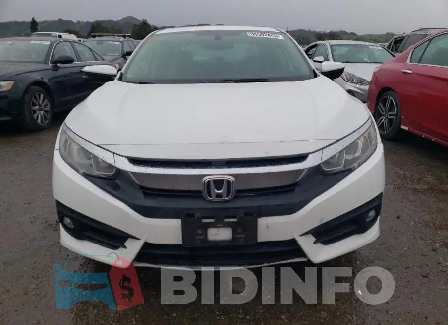 19XFC1F77HE213915 Photo# 5