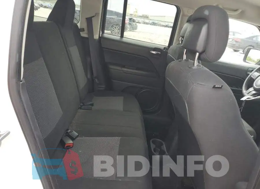 1C4NJPBA9ED551741 Photo# 11