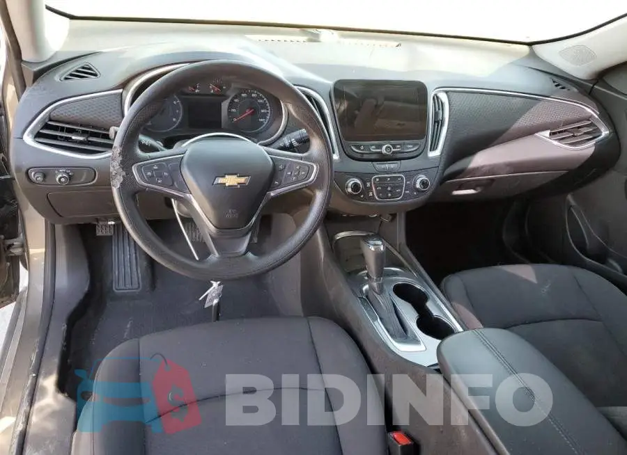 1G1ZD5ST6LF009408 Photo# 8