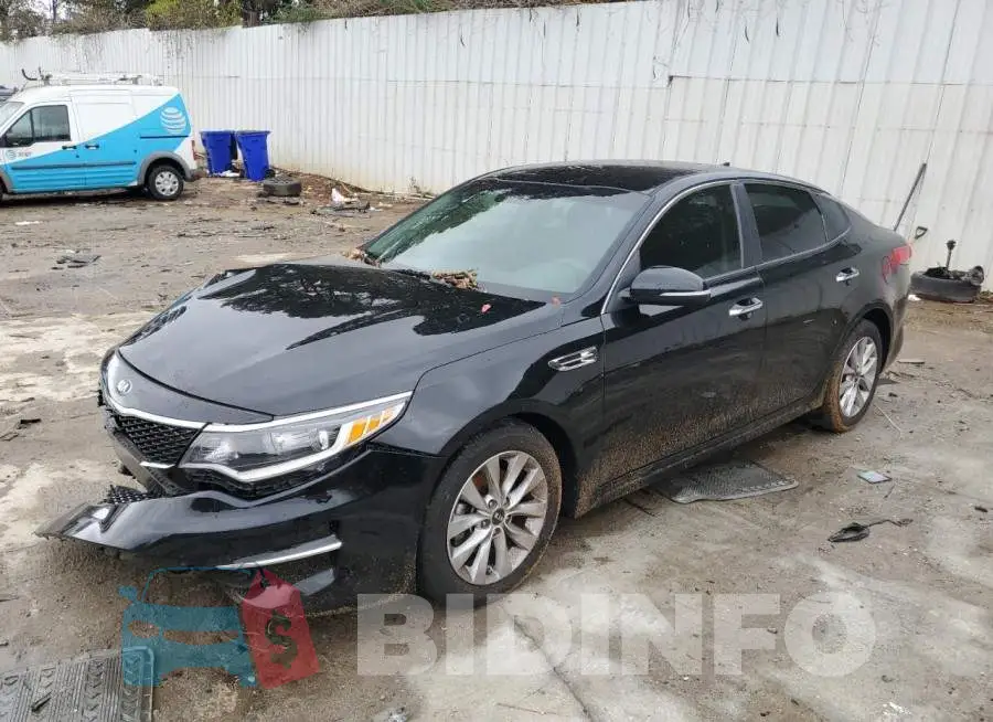 5XXGT4L35JG268335 Photo# 2