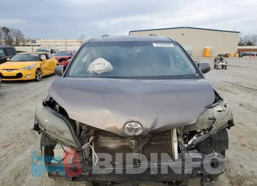 5TDXK3DC3GS699842 Photo# 5