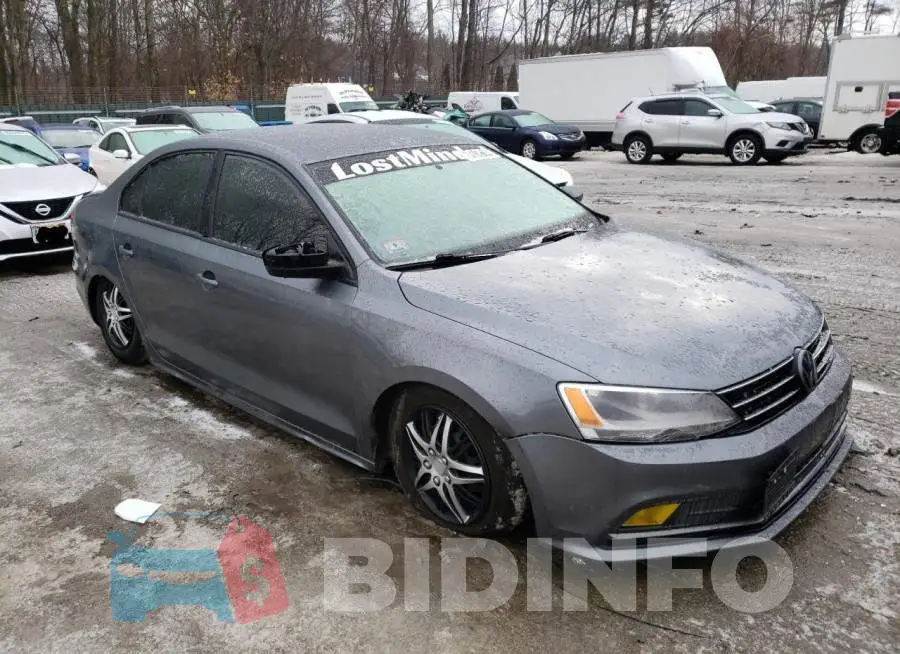 3VW167AJ2GM307418 Photo# 4