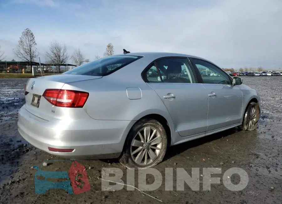 3VW3A7AJ7FM321322 Photo# 3