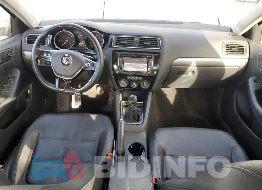 3VW3A7AJ7FM321322 Photo# 8