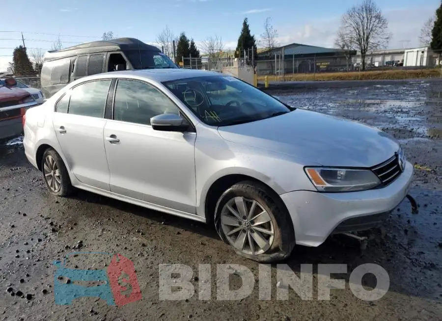 3VW3A7AJ7FM321322 Photo# 4