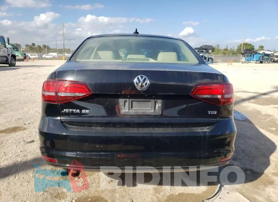 3VWDB7AJ4HM256367 Photo# 6