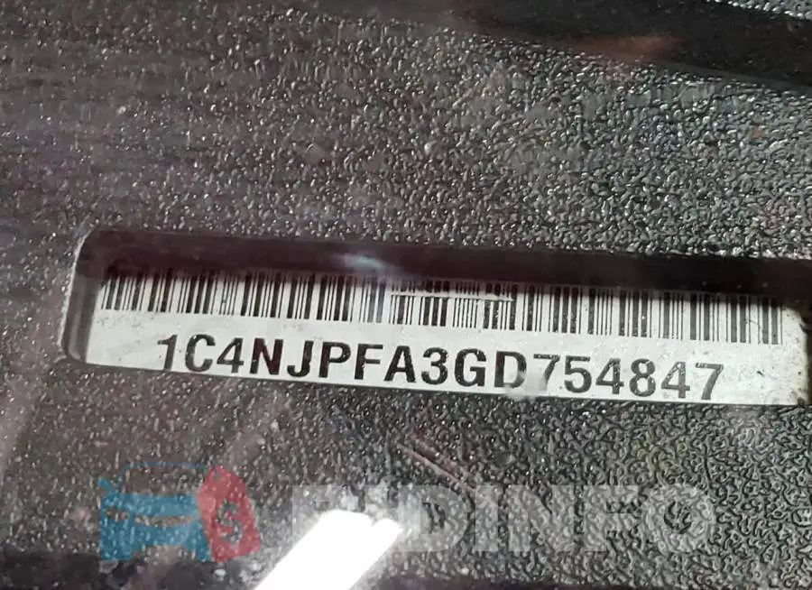 1C4NJPFA3GD754847 Photo# 12