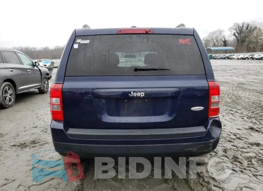 1C4NJPFB3GD528736 Photo# 6