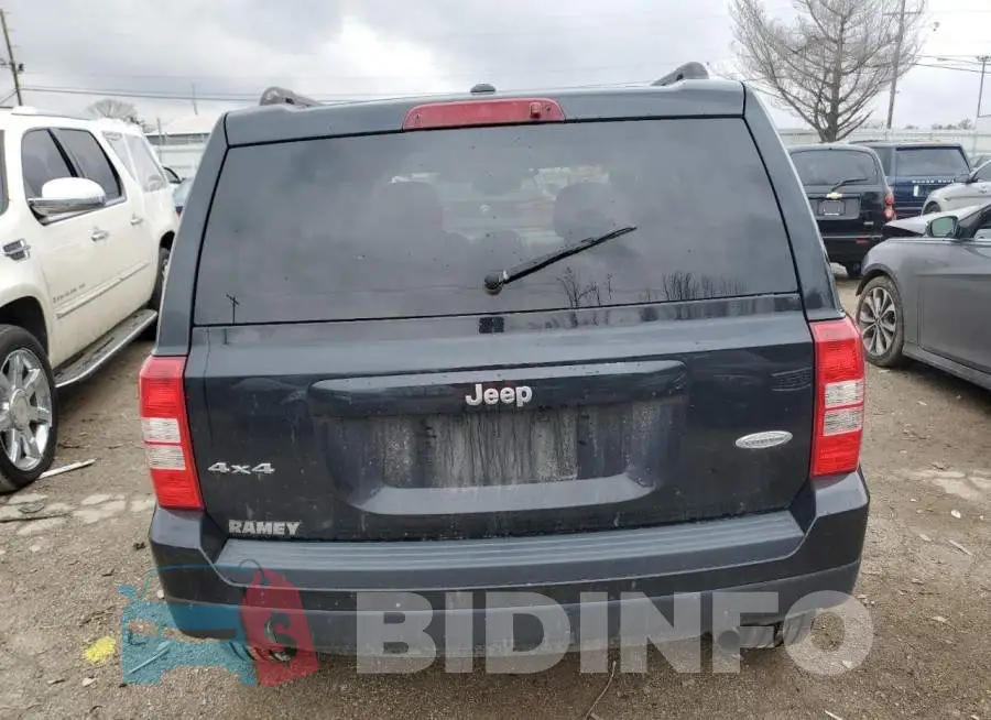 1C4NJRFB9HD159068 Photo# 6