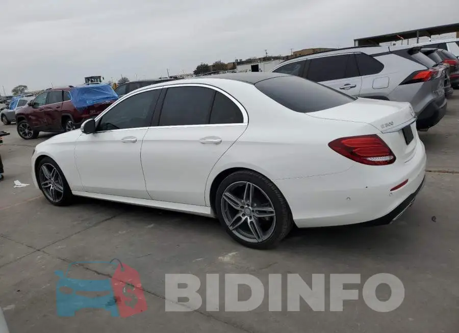 WDDZF4JB8HA193667 Photo# 2