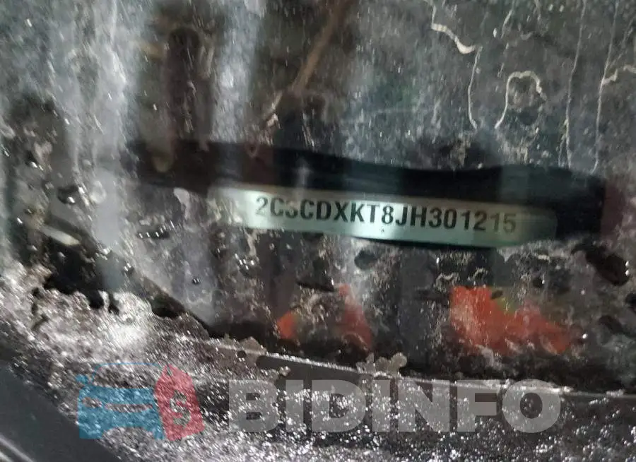 2C3CDXKT8JH301215 Photo# 13