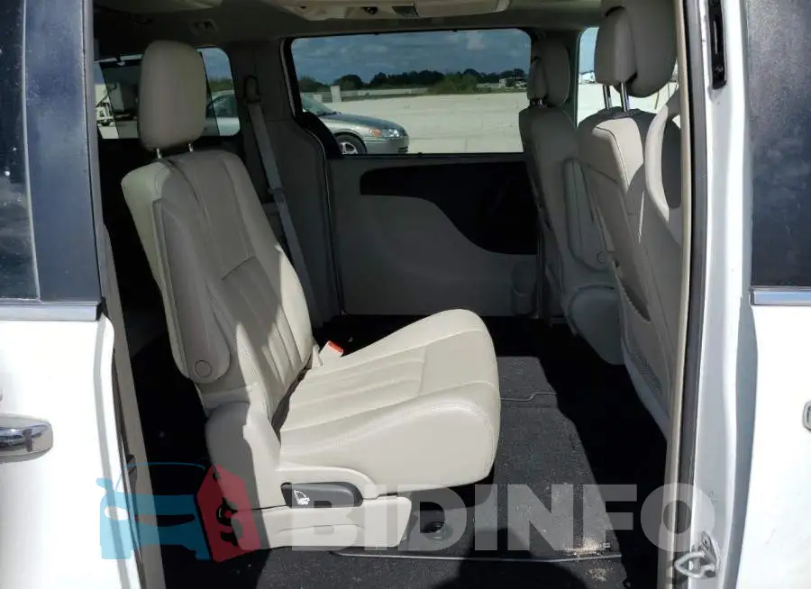 2C4RC1CG1GR232622 Photo# 11