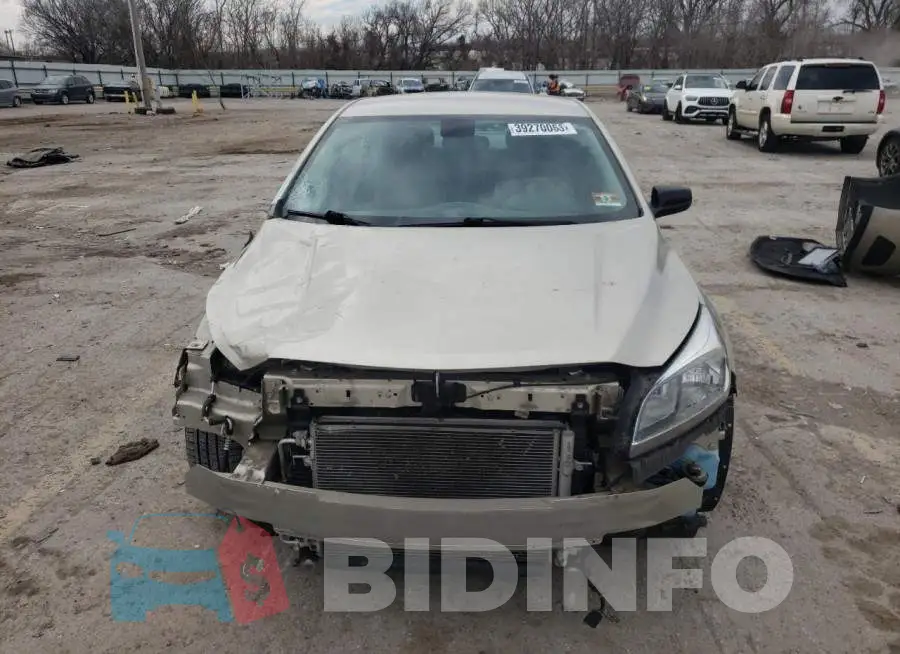 1G11B5SL3FF271202 Photo# 5