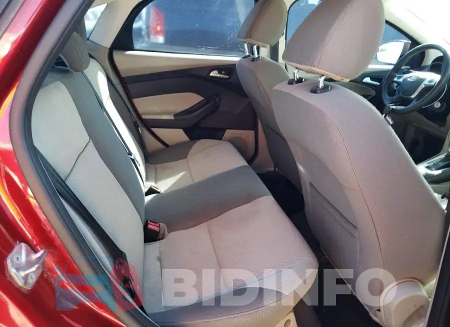 1FADP3F29EL372231 Photo# 10