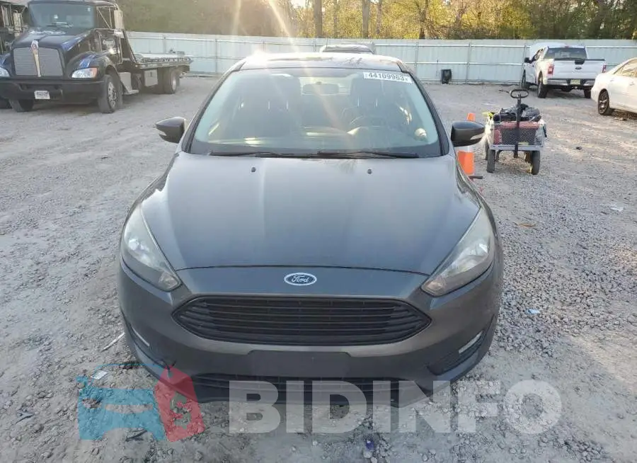 1FADP3FE6HL317041 Photo# 5