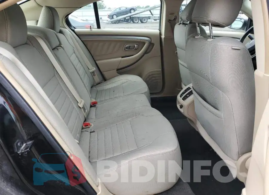1FAHP2D88FG142273 Photo# 6