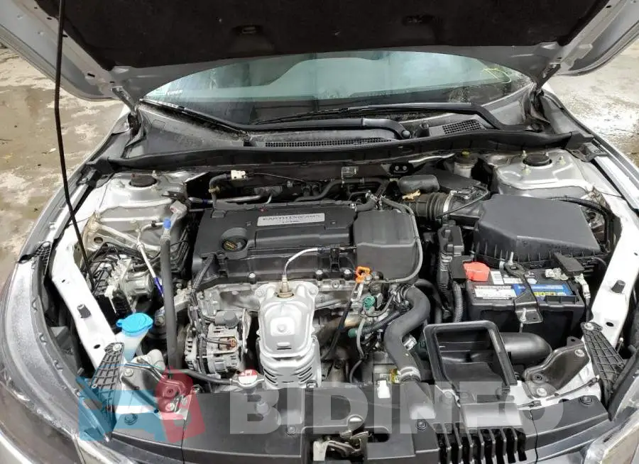 1HGCR2F34FA150231 Photo# 11