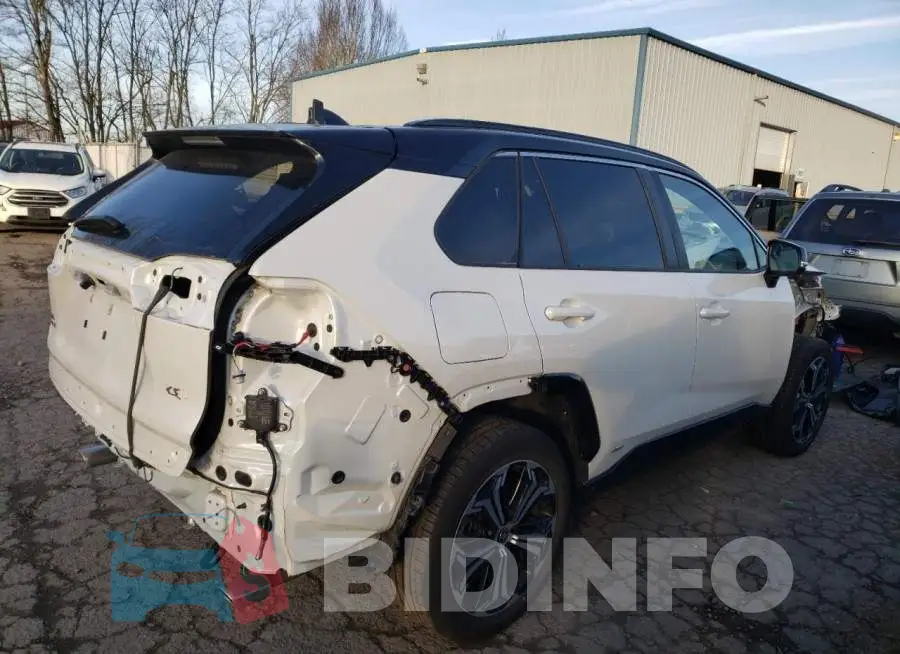 JTMFB3FV4MD020811 Photo# 3