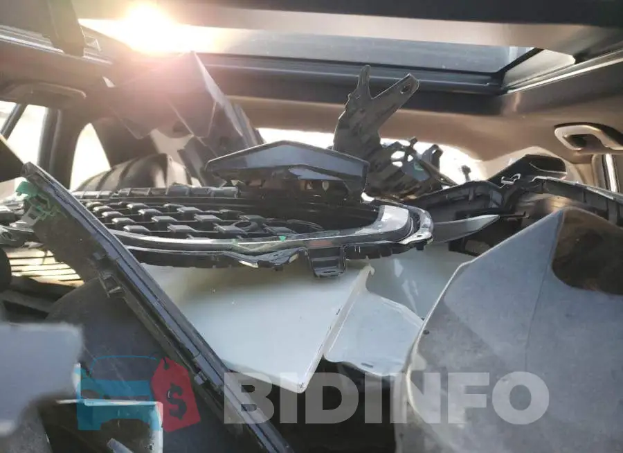 JTMFB3FV4MD020811 Photo# 10