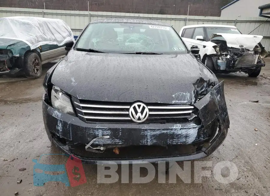 1VWBT7A31EC104310 Photo# 5