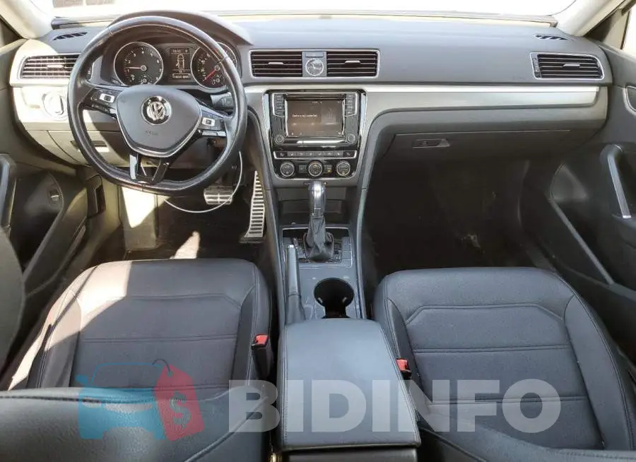 1VWDT7A3XHC075015 Photo# 8