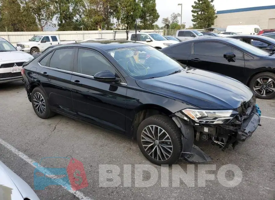 3VWCB7BU6LM027542 Photo# 4