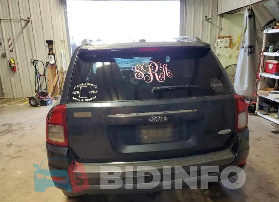 1C4NJCEB5ED660582 Photo# 6