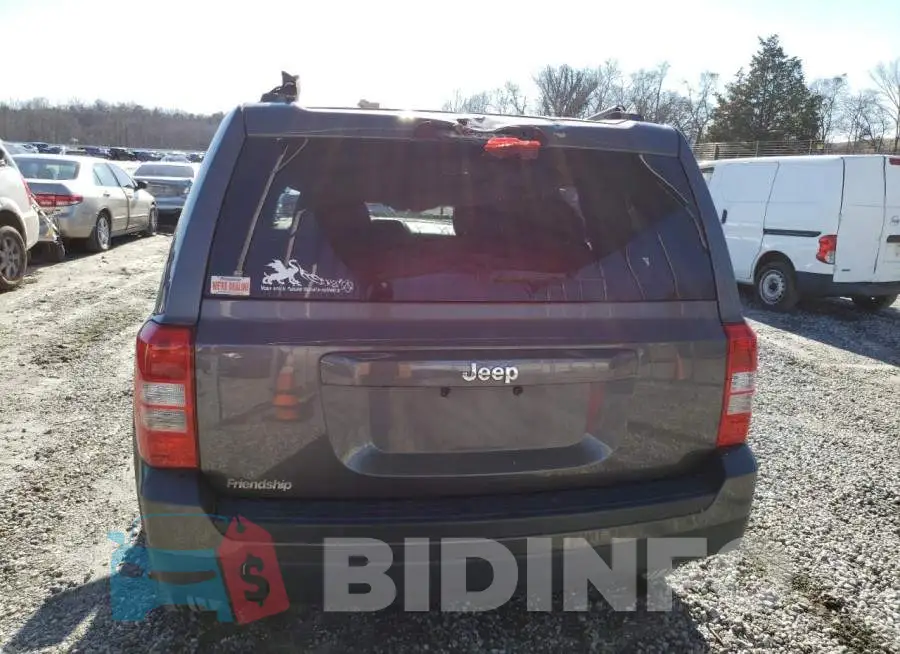 1C4NJPBB3FD367695 Photo# 6