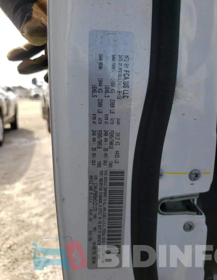 1C4NJPBB9HD121172 Photo# 14