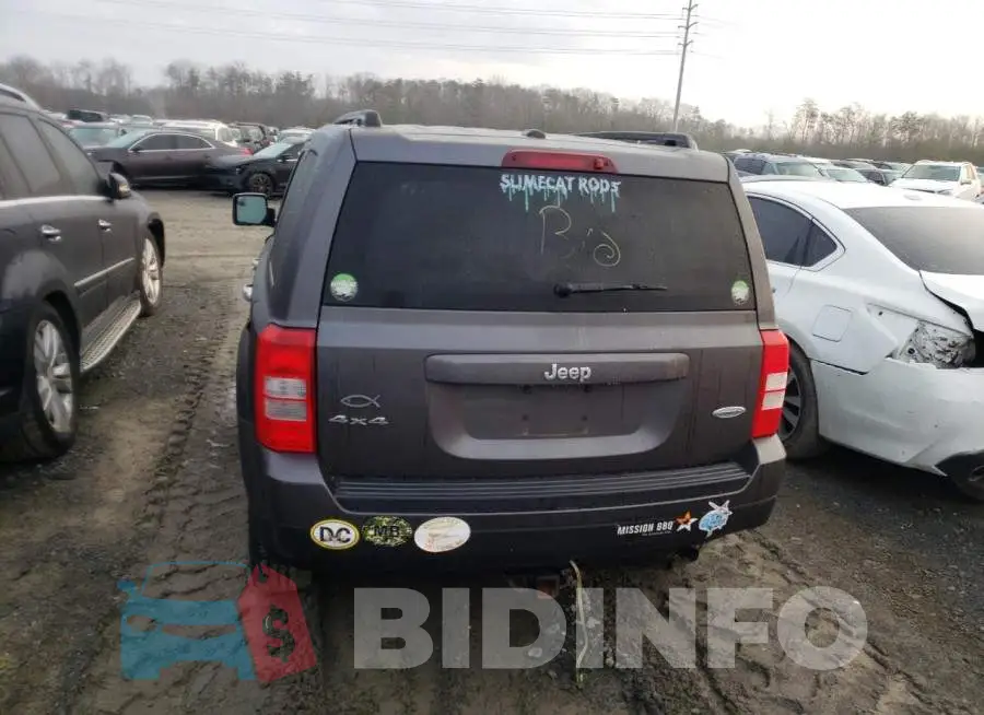 1C4NJRFB1GD581866 Photo# 6
