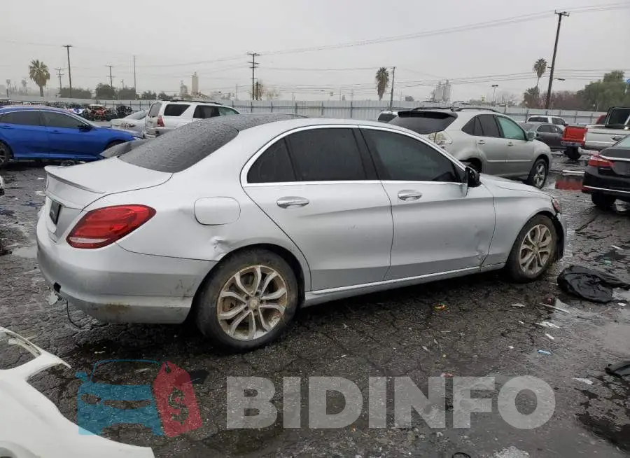 55SWF4JB2FU057292 Photo# 3