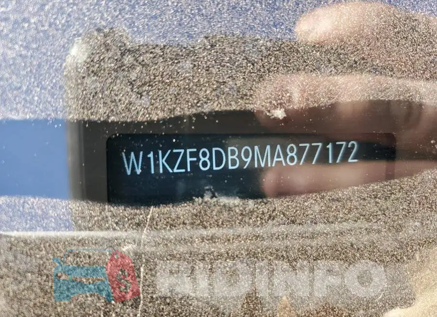 W1KZF8DB9MA877172 Photo# 12