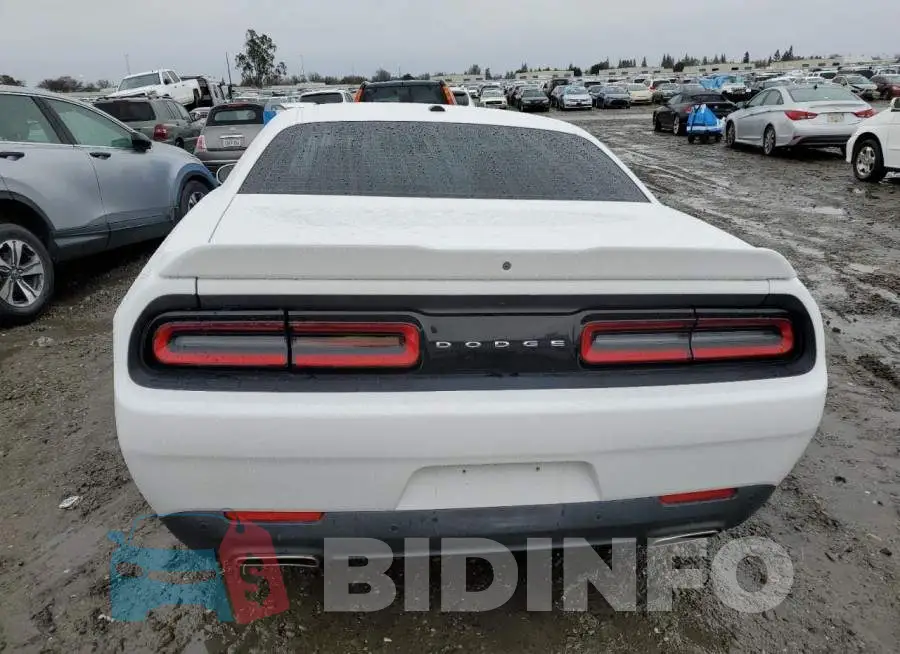 2C3CDZJG8KH525957 Photo# 6