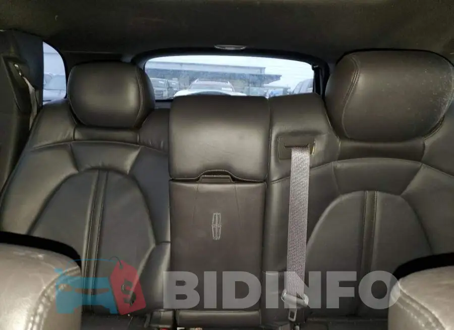 2LMHJ5NK9EBL56704 Photo# 10