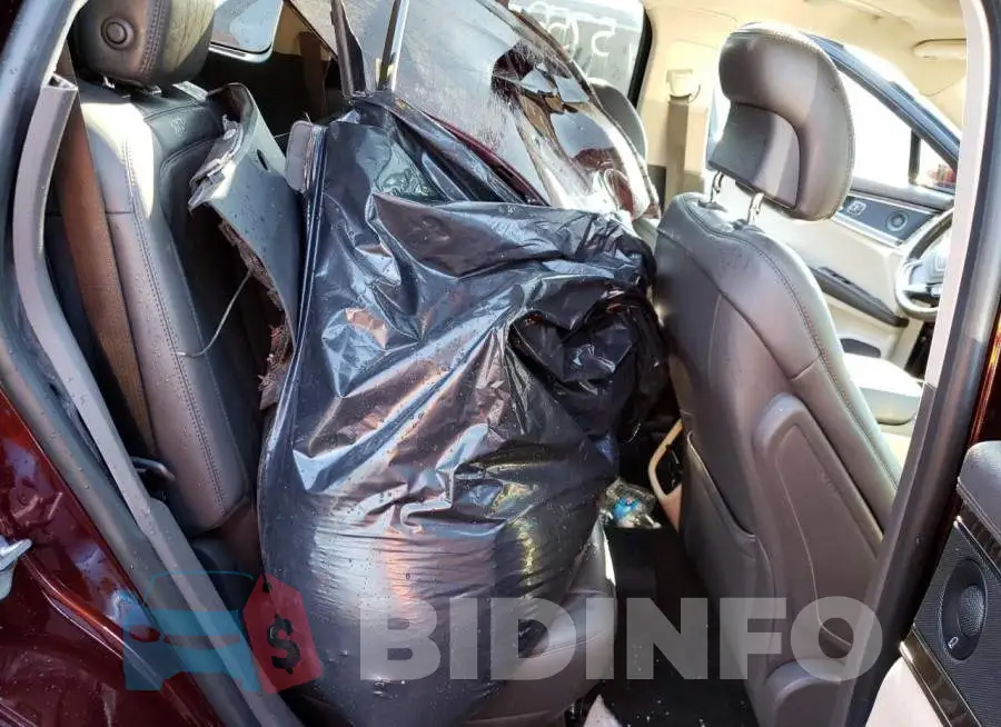 2LMPJ8LP0KBL30113 Photo# 6
