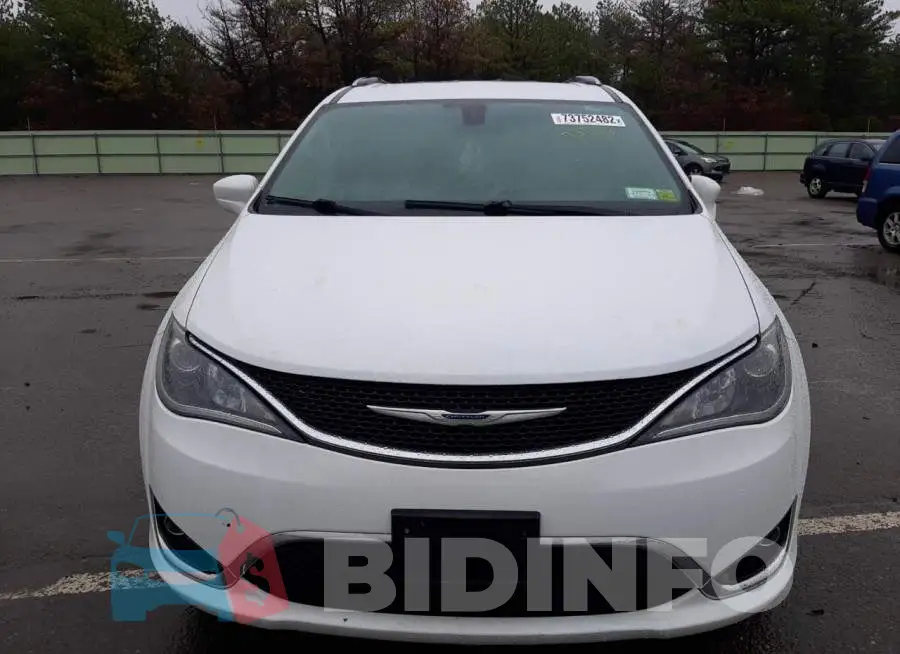 2C4RC1EG8KR505447 Photo# 5