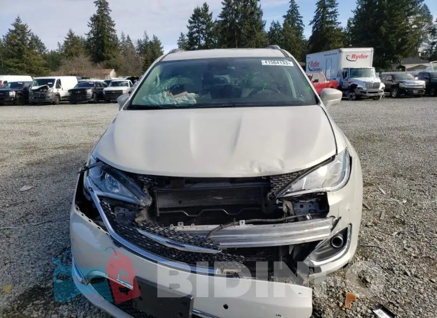 2C4RC1EG9HR584569 Photo# 5