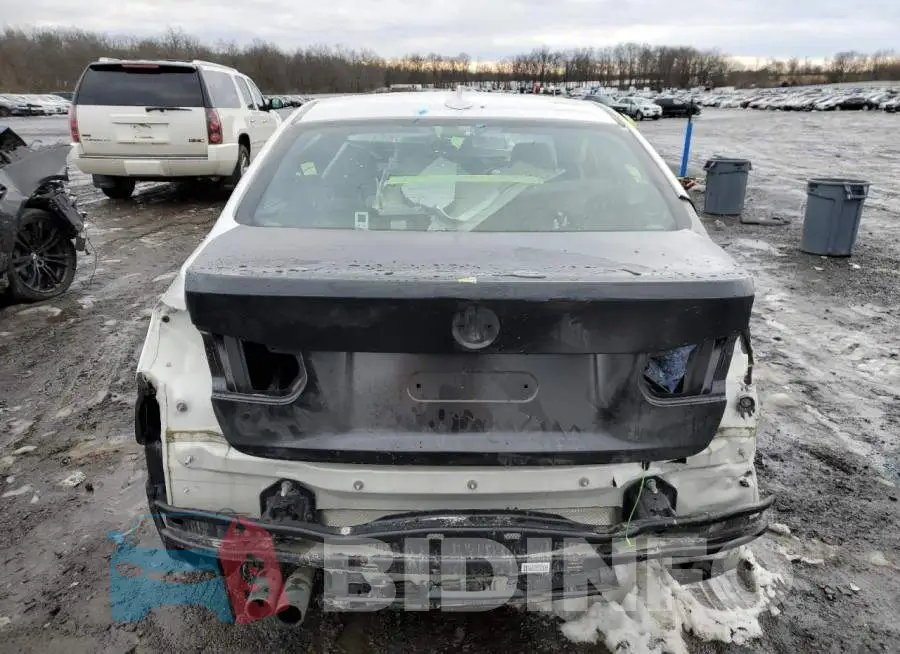 WBA8E3G50GNU01727 Photo# 6