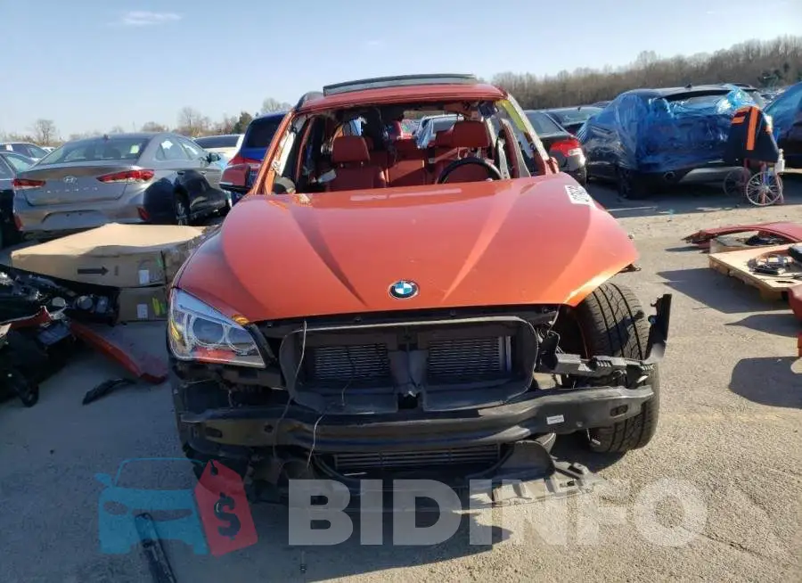 WBAVM5C55EVV92811 Photo# 5